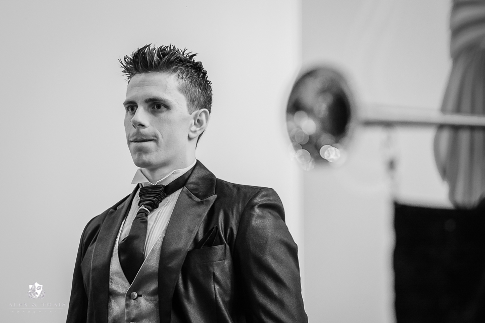 Raphael Leonardo, A espera da noiva Yasmin Ferreira , primeiro olhar a espera da sua amada, Paroquia Nossa Senhora do Rosário