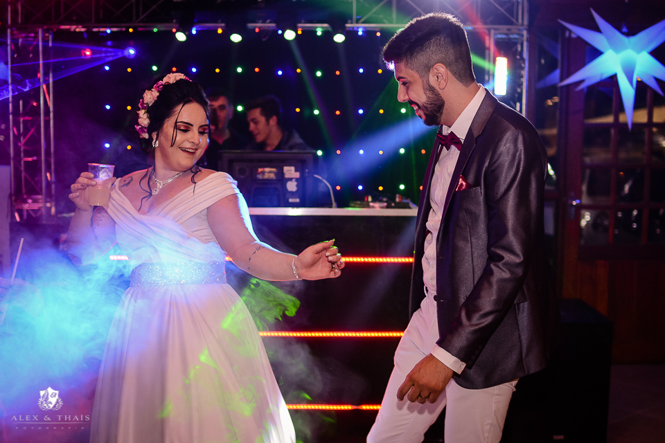 dança dos noivos, valsa dos noivos, festa casamento, wedding, casamento vale verde, festa no vale verde, balada de casamento, dj de casamento, balada no vale verde, cauany martinelli, rafael baldan, alex e thais fotografia