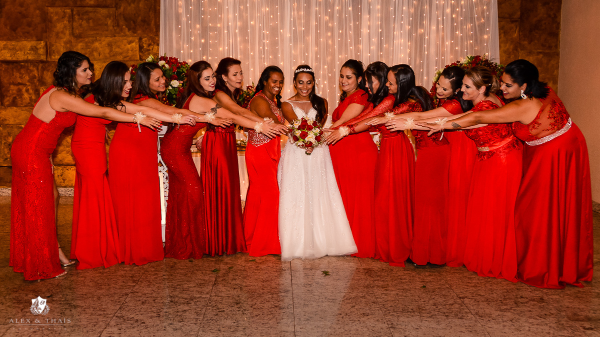 Noivos Larissa e Vitor, Fotos padrinhos no Salão Paraiso. 