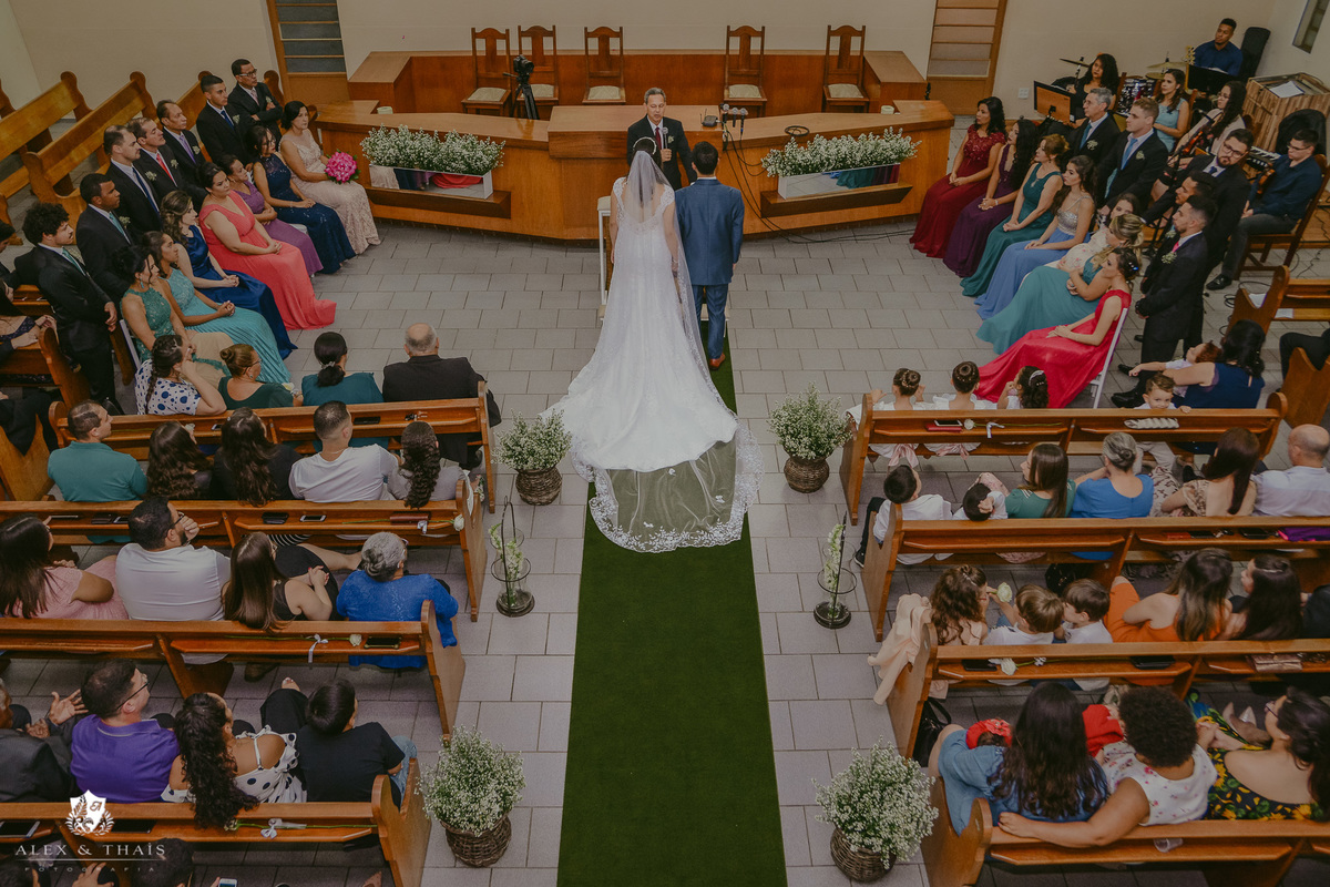 Cerimonia casamento na igreja Assembleia de Deus - Caxambu