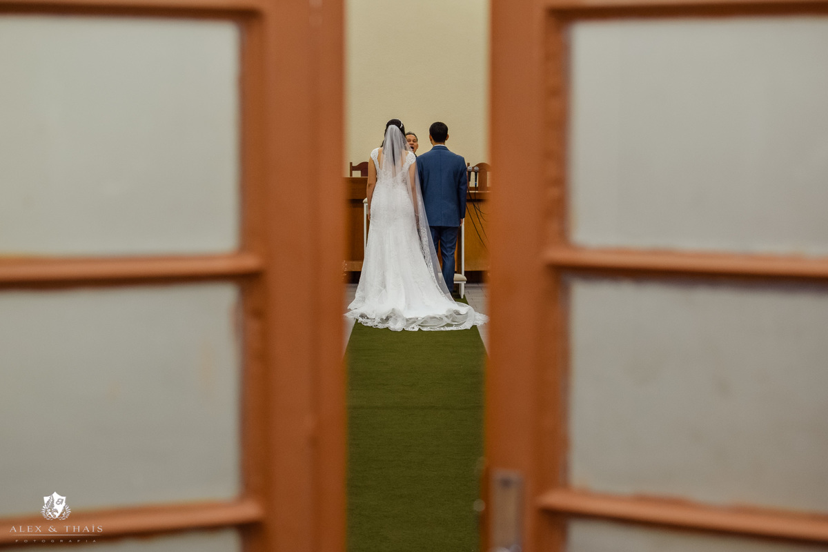 Cerimonia casamento na igreja Assembleia de Deus - Caxambu