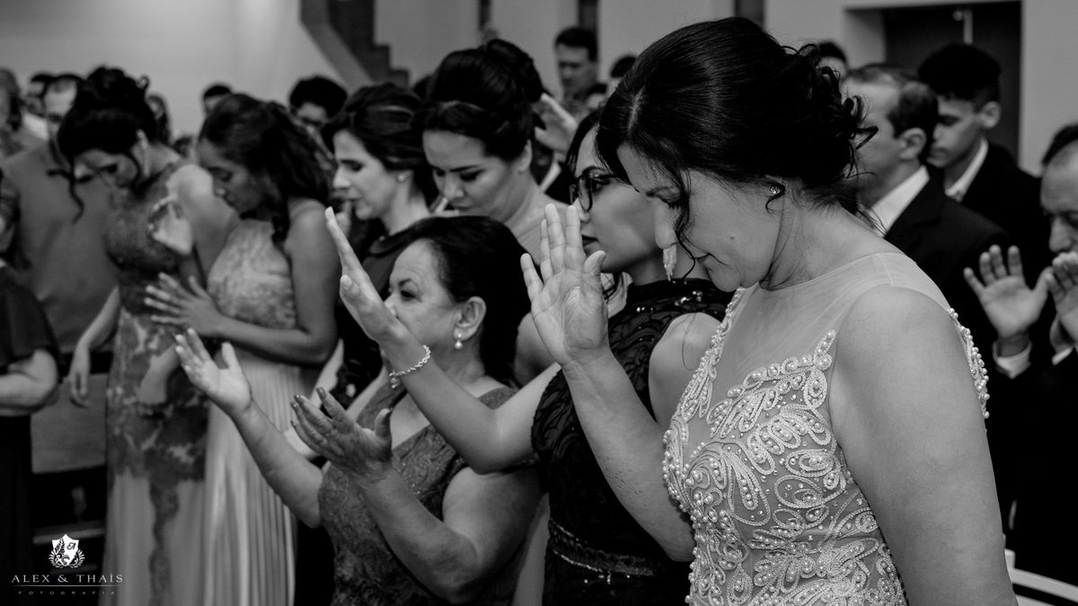 Cerimonia casamento na igreja Assembleia de Deus - Caxambu