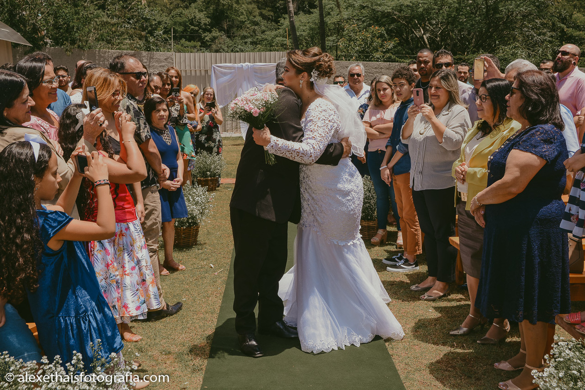 Cerimonia de casamento no vale verde 