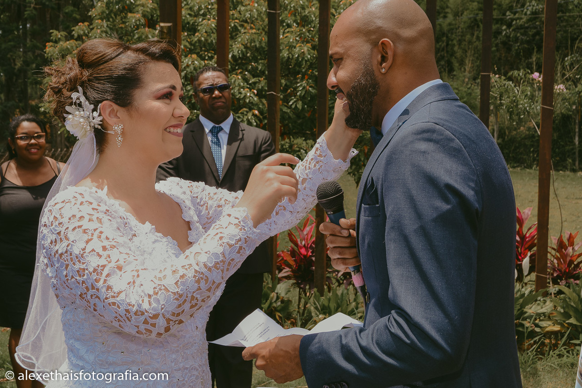 Cerimonia de casamento no vale verde 