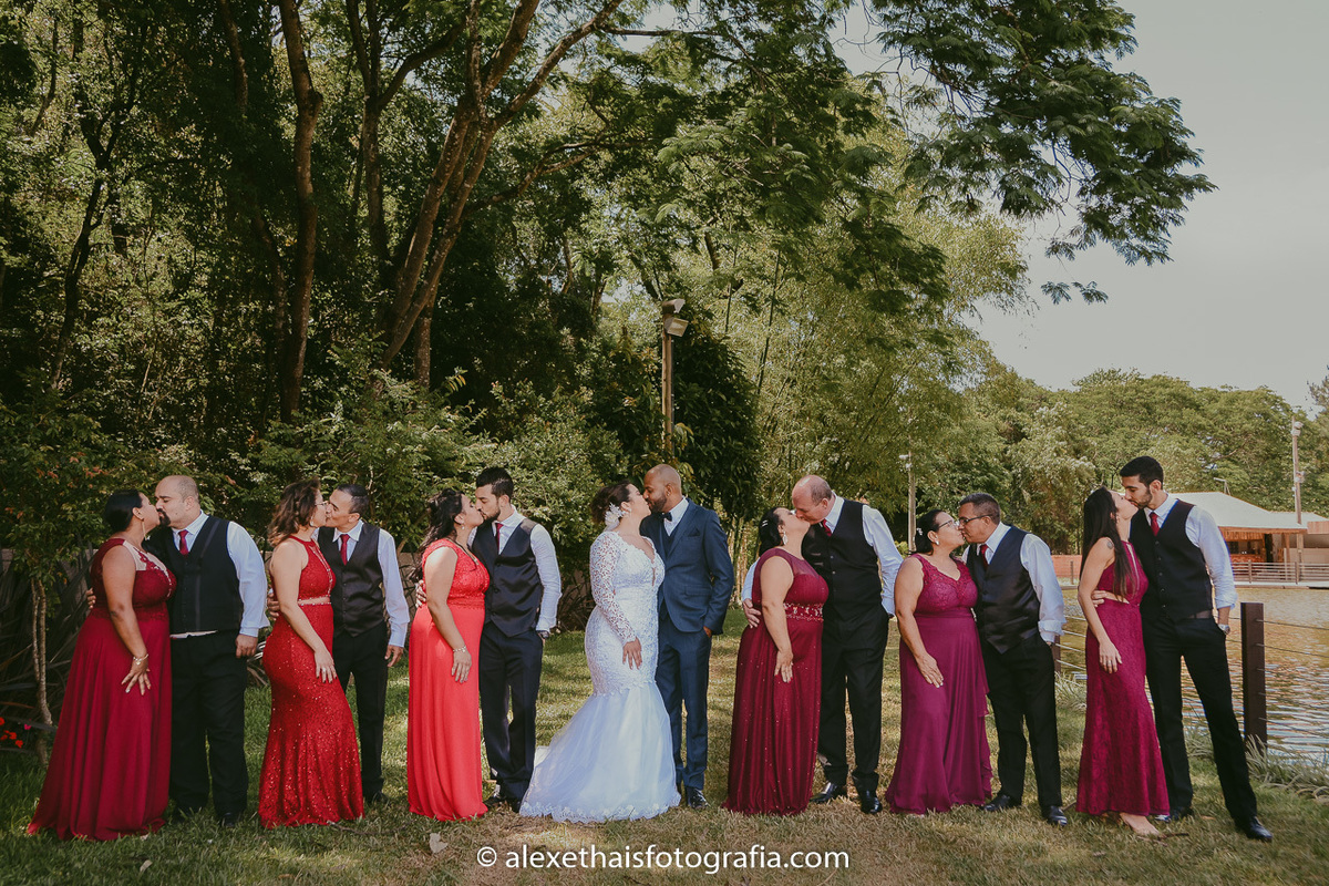 Fotos de casamento no vale verde, foto padrinhos de casamento, traje padrinhos, vestido madrinha