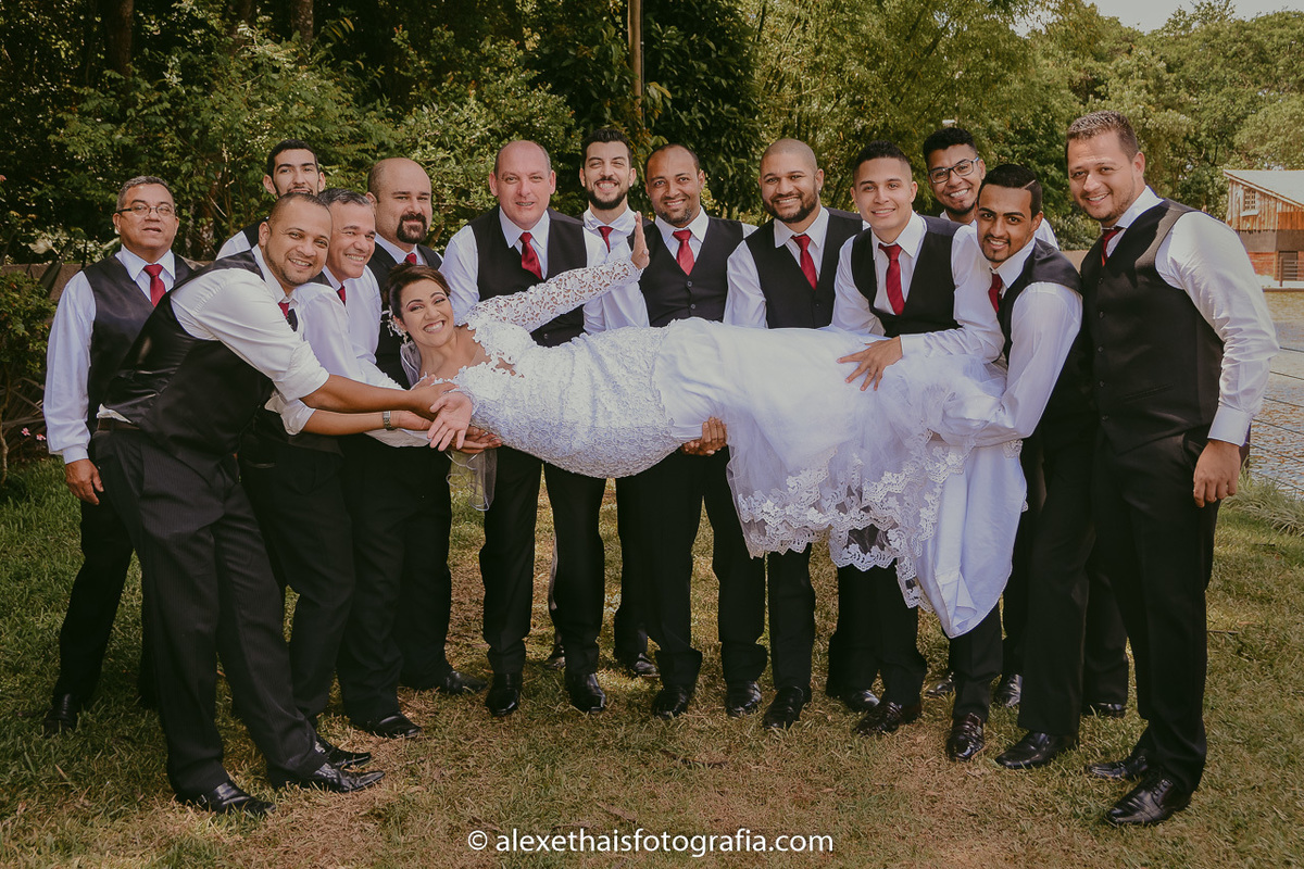 Fotos de casamento no vale verde, foto padrinhos de casamento, traje padrinhos, 