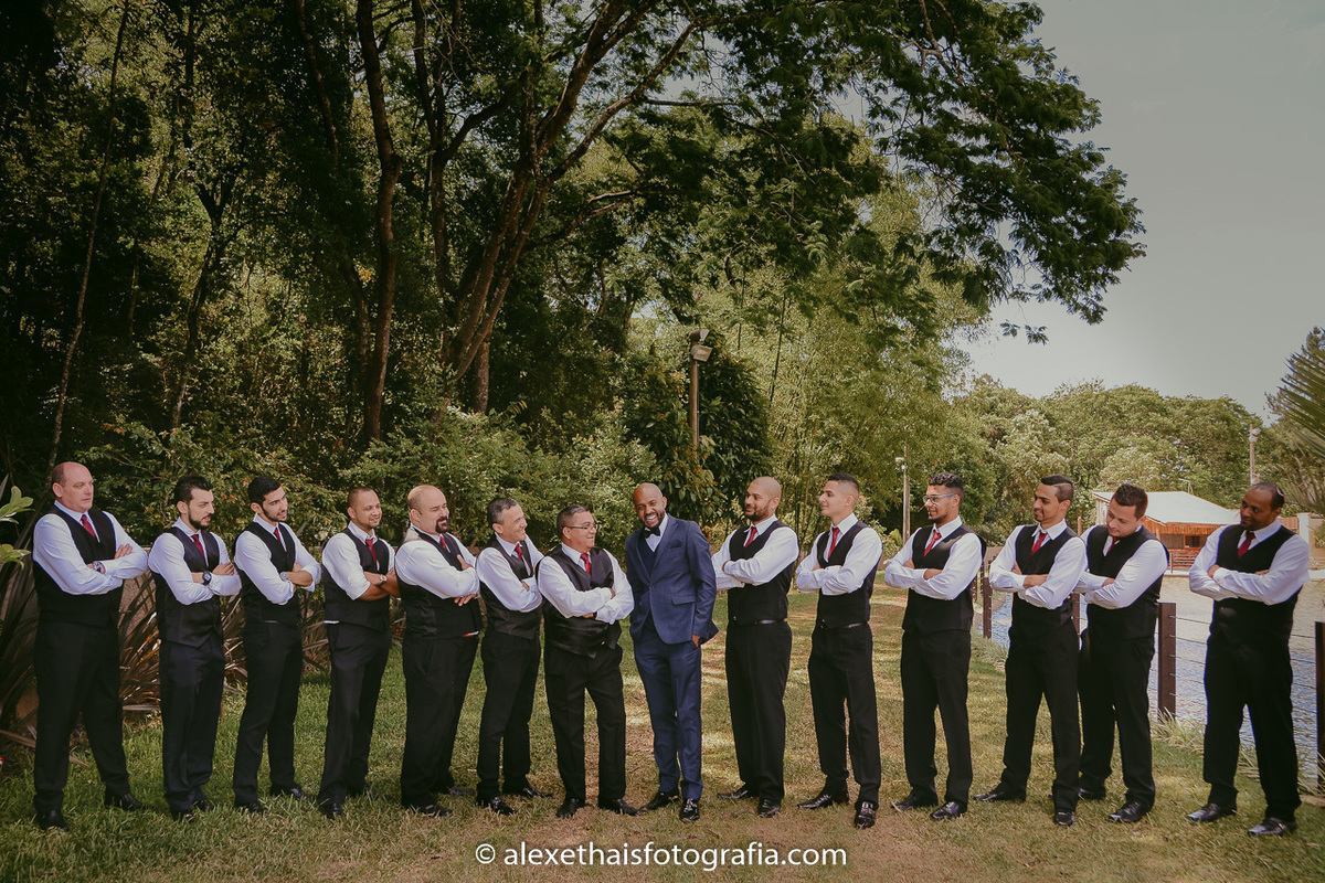 Fotos de casamento no vale verde, foto padrinhos de casamento, traje padrinhos