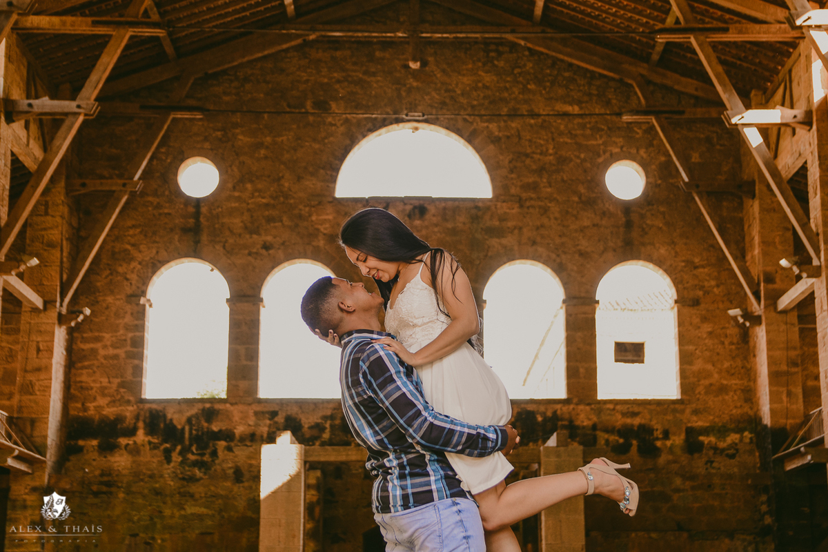 ensaio Pré-Wedding dos noivos Thatiana & Vinicius, na Floresta Nacional de Ipanema. Fazenda Ipanema Sorocaba. fazenda Ipero