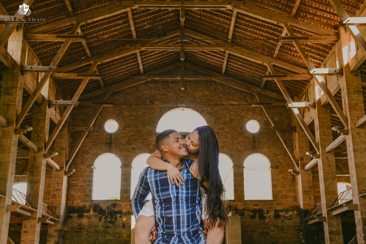 ensaio Pré-Wedding dos noivos Thatiana & Vinicius, na Floresta Nacional de Ipanema. Fazenda Ipanema Sorocaba. fazenda Ipero