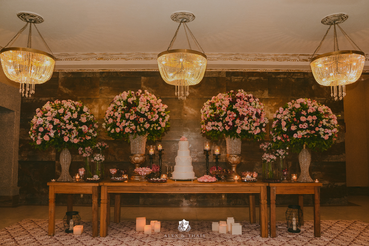 Decoração de casamento, Flores de casamento, Mesa de Bolo - Castelo dos Vinhais