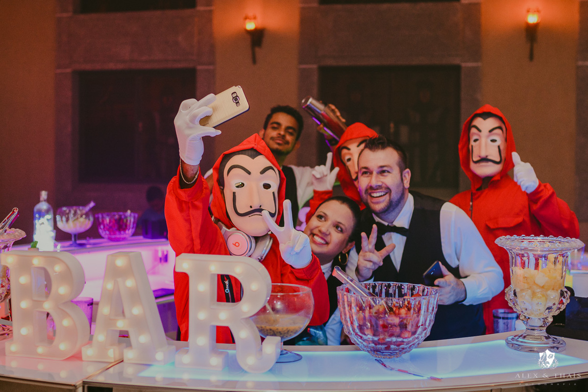 Festa de Casamento, Bar na festa, Bartenders La casa de Papel  - Recepção Castelo dos Vinhais