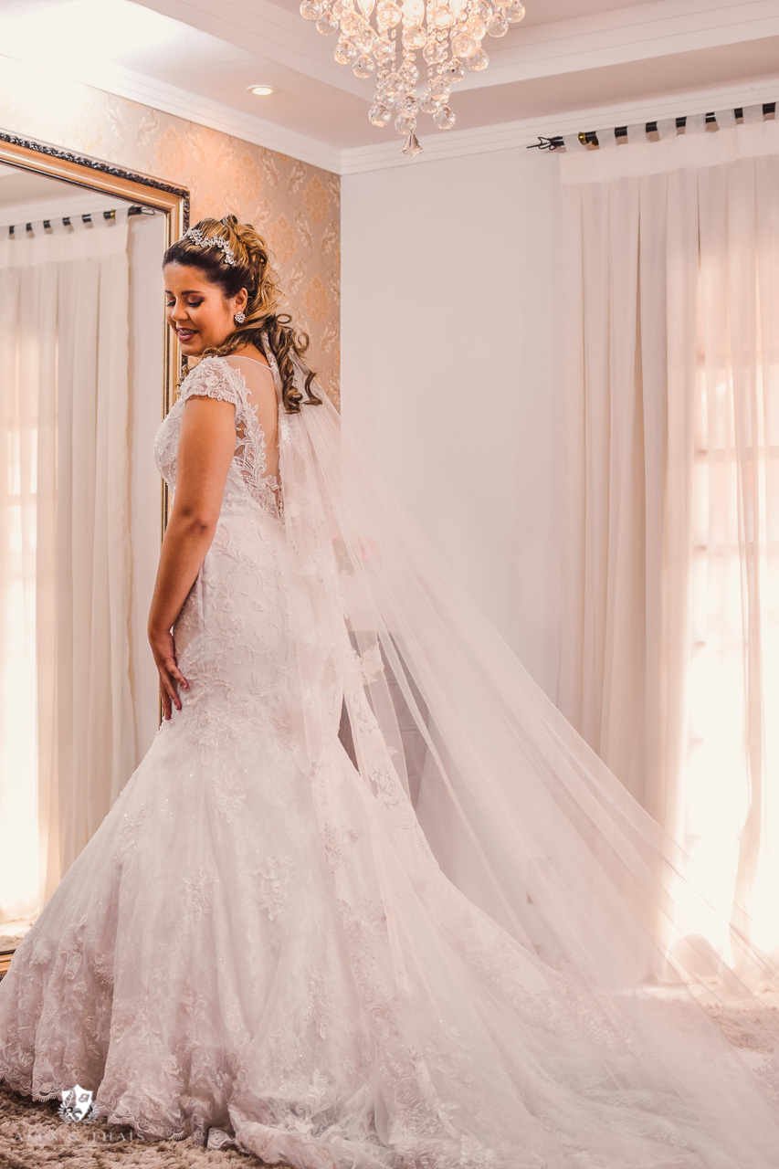 Making off da noiva salão Juliana Sousa, Vestido de noiva.