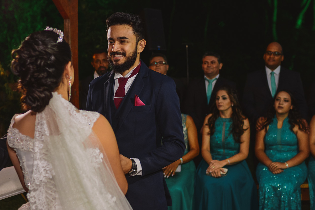 Cerimonia de casamento no vale verde 