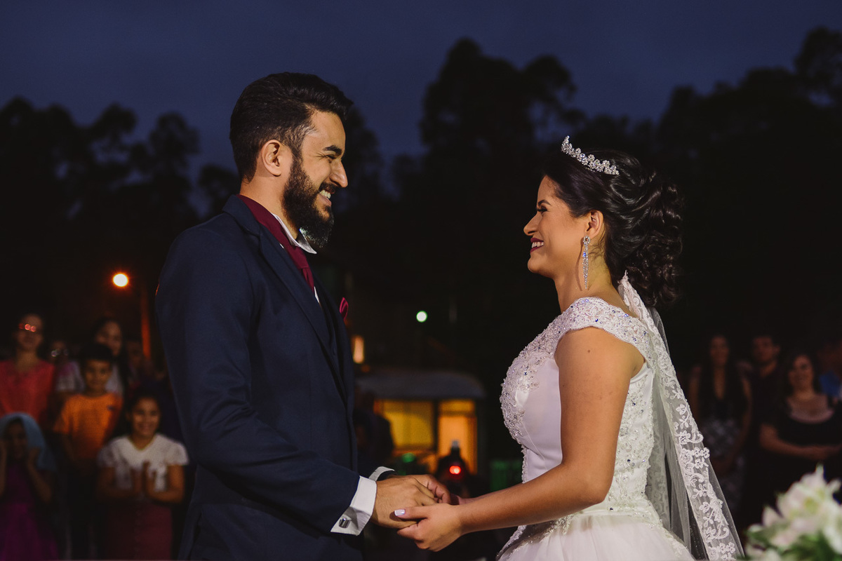 Cerimonia de casamento no vale verde 