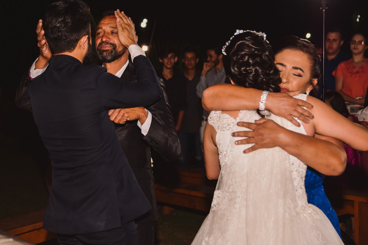 Cerimonia de casamento no vale verde 