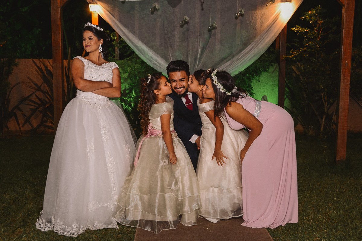 Fotos de casamento no vale verde, Pajens e noivinhos de casamento