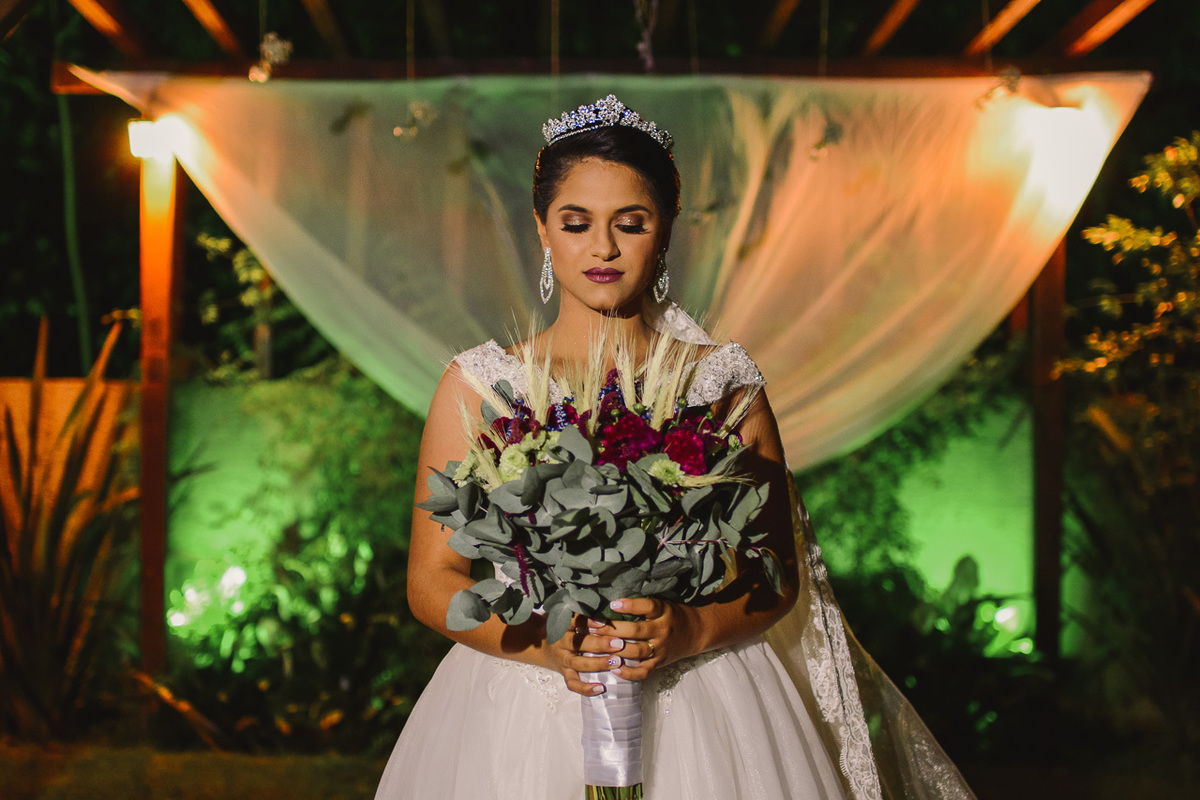 Fotos de casamento no vale verde, vestido de noiva,