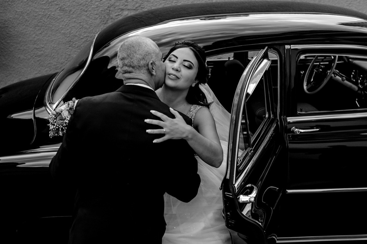 Cerimonia de casamento na assembleia de Deus sede vianelo