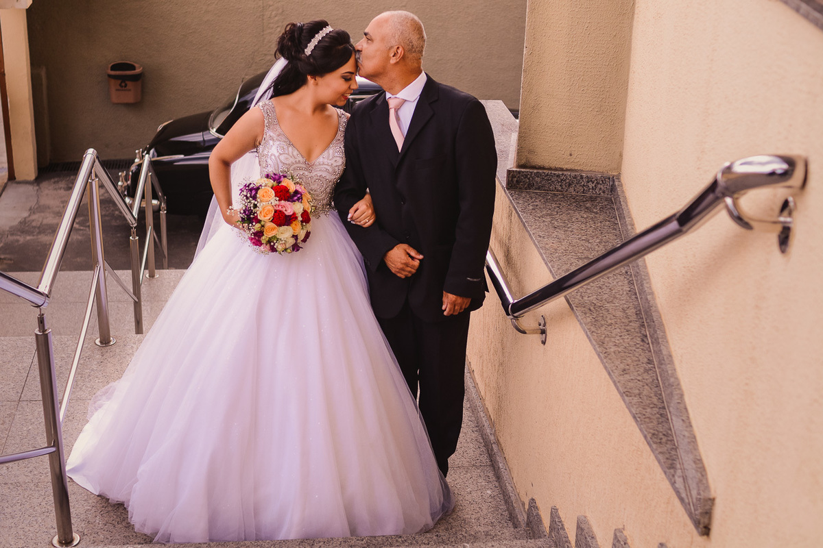 Cerimonia de casamento na assembleia de Deus sede vianelo