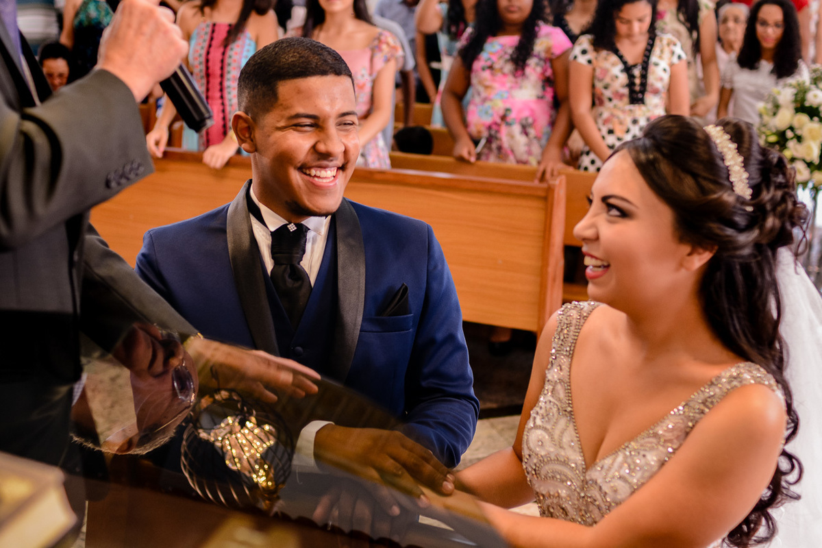 Cerimonia de casamento na assembleia de Deus sede vianelo