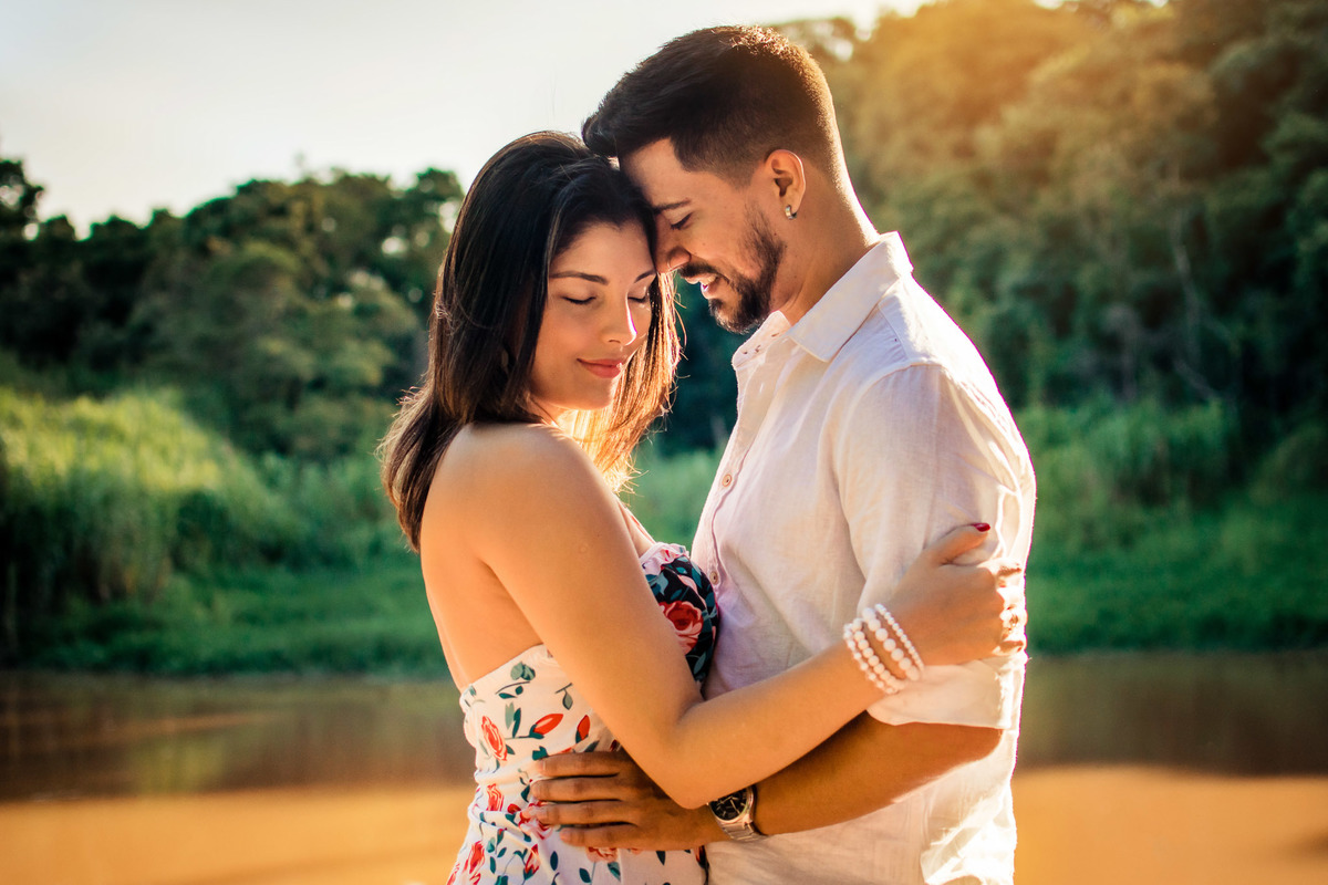 ensaio Pré-Wedding dos noivos Tamy e Junior,  no Vinha em louveira. Plantação de Uva. Ensaio noivos. Pre wedding na vinha. vinicola. Pre Wedding diferente.