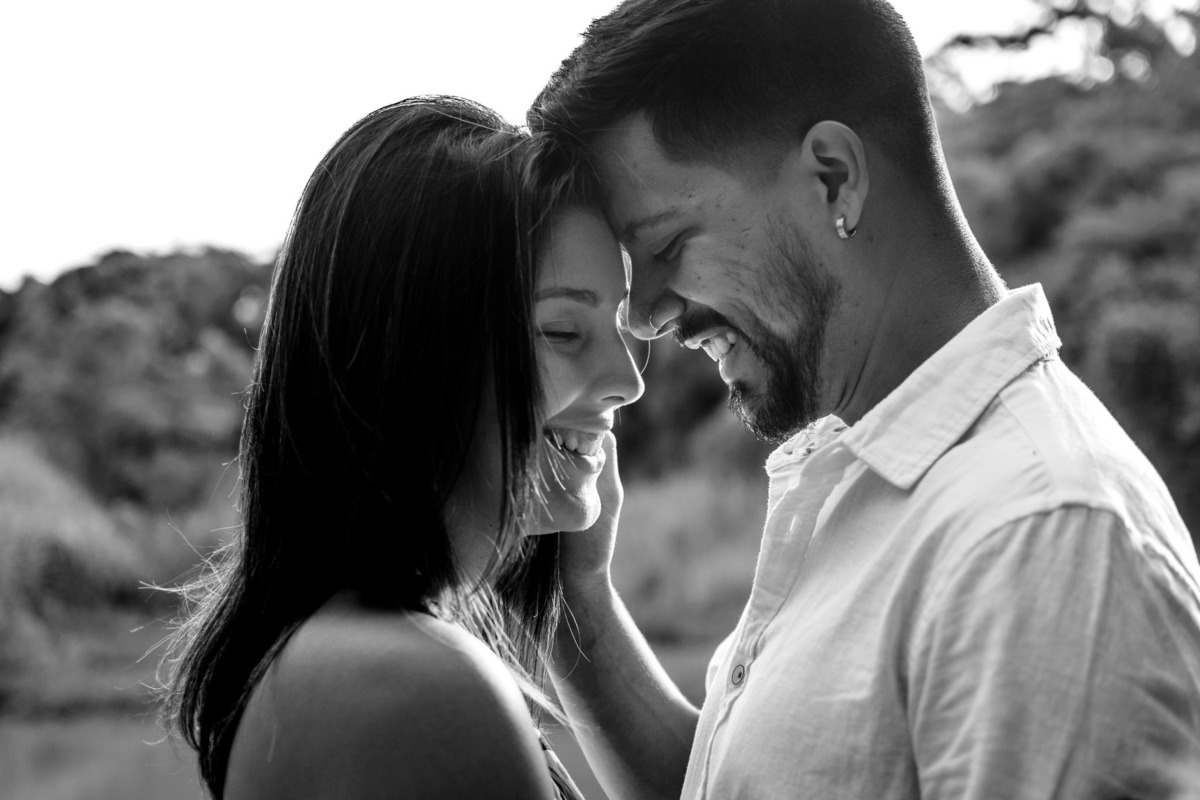 ensaio Pré-Wedding dos noivos Tamy e Junior,  no Vinha em louveira. Plantação de Uva. Ensaio noivos. Pre wedding na vinha. vinicola. Pre Wedding diferente.