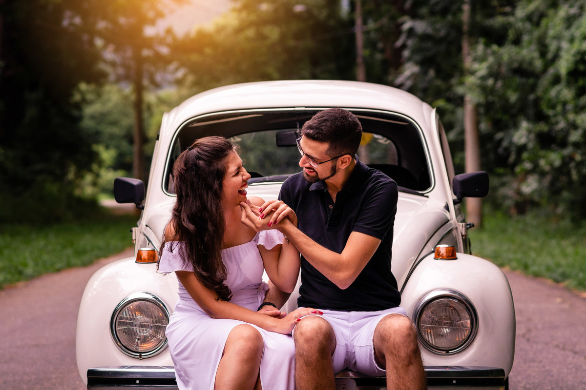 Pre Wedding na serra do japi jundiai-sp. pre wedding na chuva. Ensaio pre wedding com fusca. ideia de pre wedding. fusca.