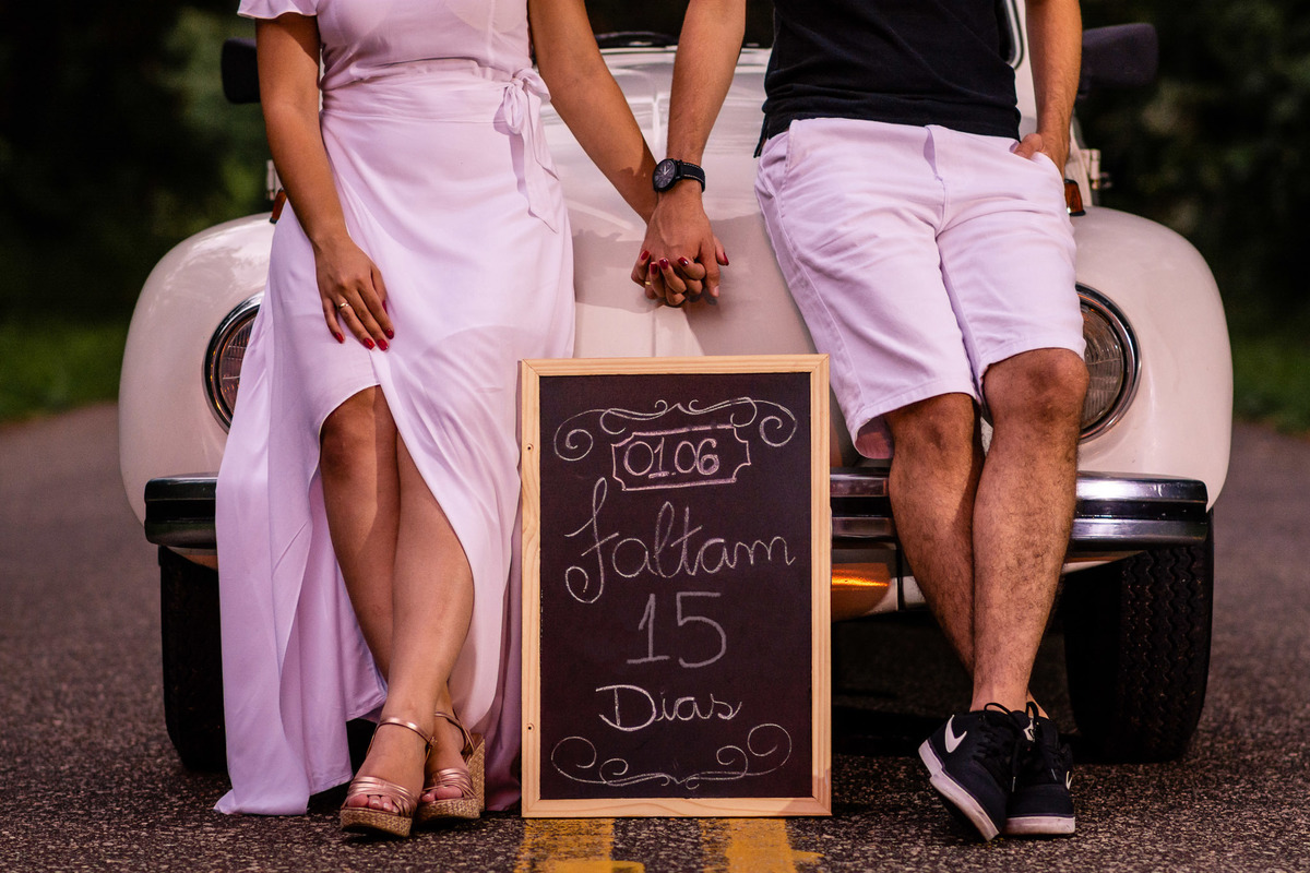 Pre Wedding na serra do japi jundiai-sp. pre wedding na chuva. Ensaio pre wedding com fusca. ideia de pre wedding. fusca.