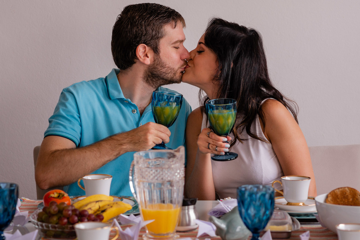 Ensaio, comemoração bodas de papel. 1 ano de casados. Ideias Bodas de Papel