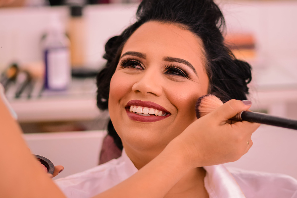 Making off da noiva no atelie SA,  maquiagem de noiva.