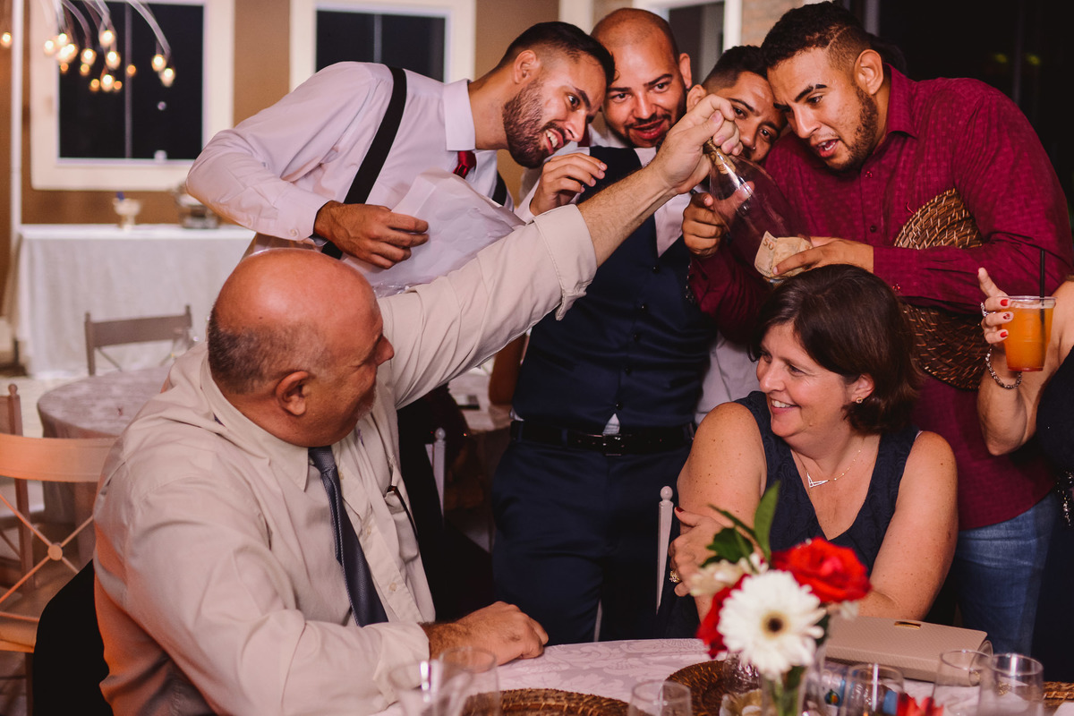 recepçao espaço alecrim, hora da gravata.