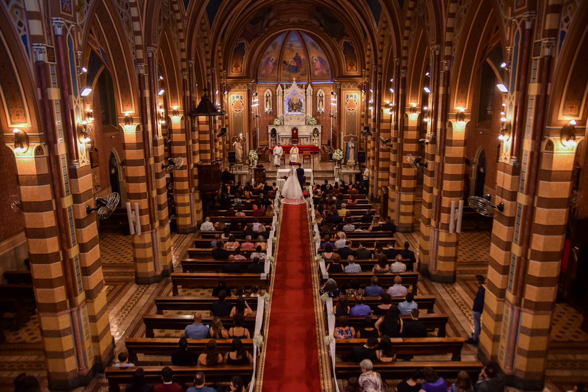 Cerimonia de casamento na catedral nossa senhora do desterro - jundiaí. 