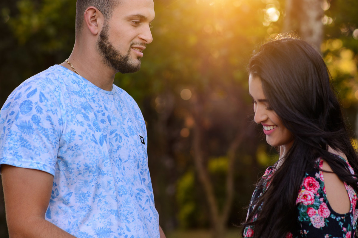 Ensaio pre wedding jardim botanico jundiai, Ensaio divertido. Ensaio com amor, sintonia, casal em sinotonia. Ensaio Casal.