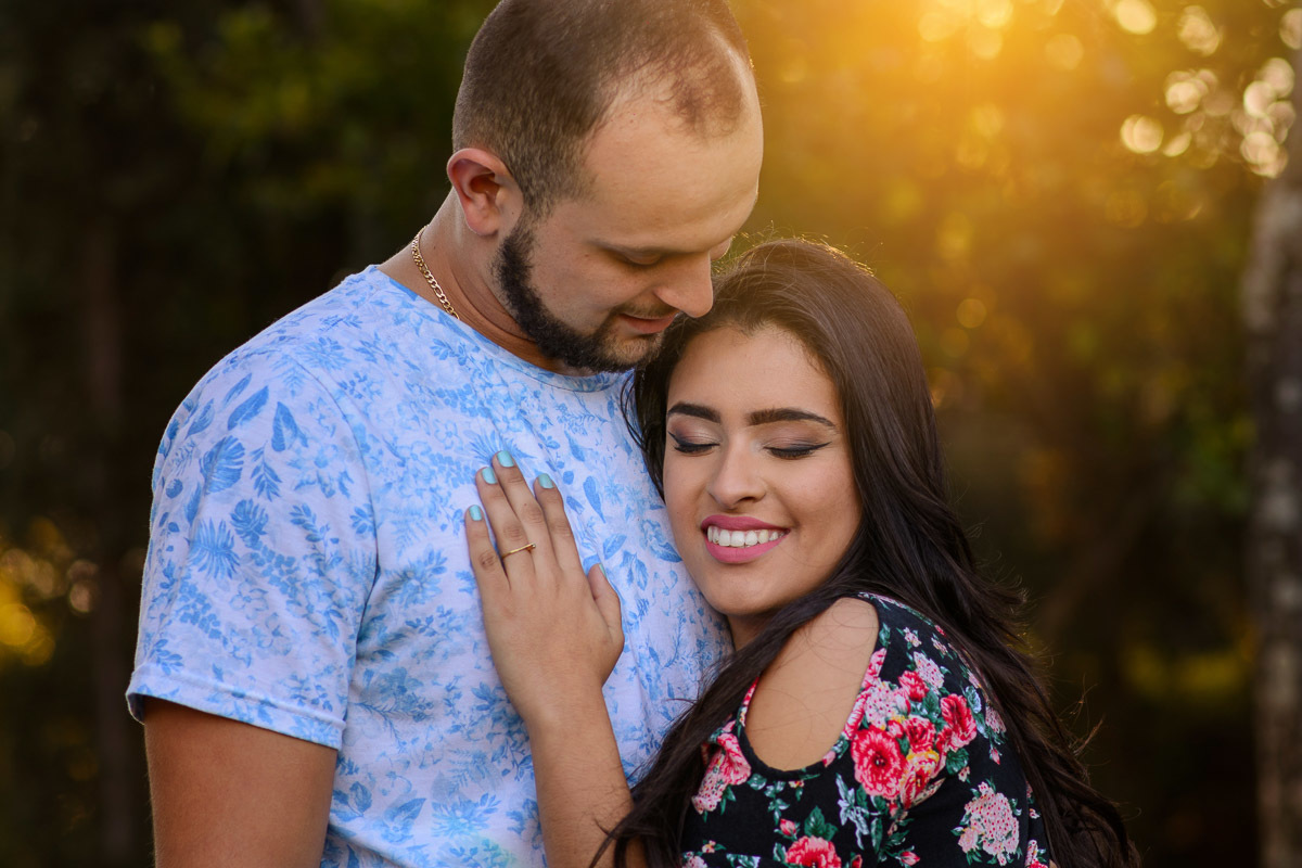 Ensaio pre wedding jardim botanico jundiai, Ensaio divertido. Ensaio com amor, sintonia, casal em sinotonia. Ensaio Casal.