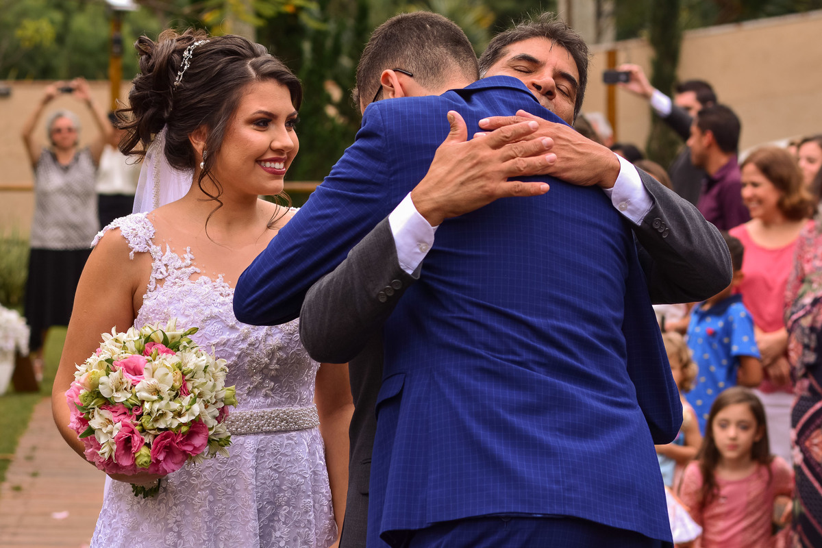 Cerimonia de casamento, chacara paraiso. Fotos de casamento. Wedding. casamento ao ar livre. casamento no campo.