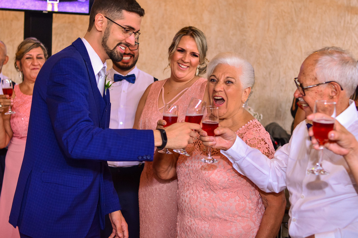 Cerimonia de casamento, chacara paraiso. Fotos de casamento. Wedding. casamento ao ar livre. casamento no campo. Festa de casamento.