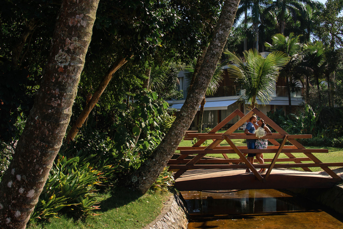 Ensaio pre wedding praia das conchas guaruja. ensaio noivos na praia. ensaio casal. casar na praia.