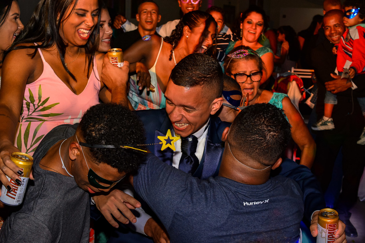 Fotos de casamento, Pos casamento, detalhes de casamento, recepão do casamento. festa de casamento, Espaço Monte Bello. Balada do casamento.