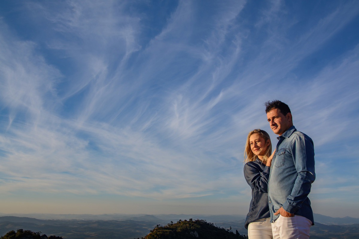 Pre wedding, Pedra grande Atibaia, Ensaio Noivos na pedra grande. Ensaio Pedra Grande. Fotos Pedra grande atibaia. Ensaio casal.