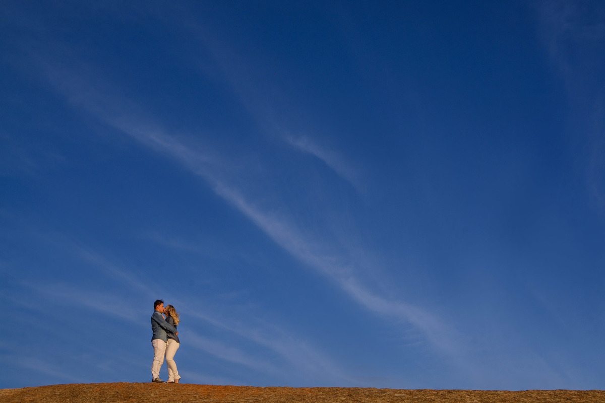 Pre wedding, Pedra grande Atibaia, Ensaio Noivos na pedra grande. Ensaio Pedra Grande. Fotos Pedra grande atibaia. Ensaio casal.