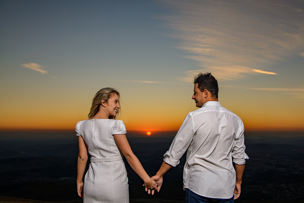 Pre wedding, Pedra grande Atibaia, Ensaio Noivos na pedra grande. Ensaio Pedra Grande. Fotos Pedra grande atibaia. Ensaio casal.