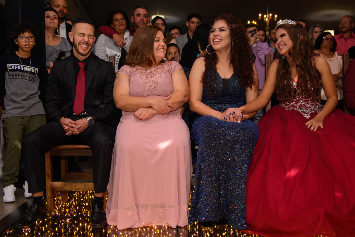 Festa debutante espaço monte bello. vestido de debutante. pista de led. pista iluminada dj. meus quinze anos. quinze anos. 15 anos. festa incrivel.