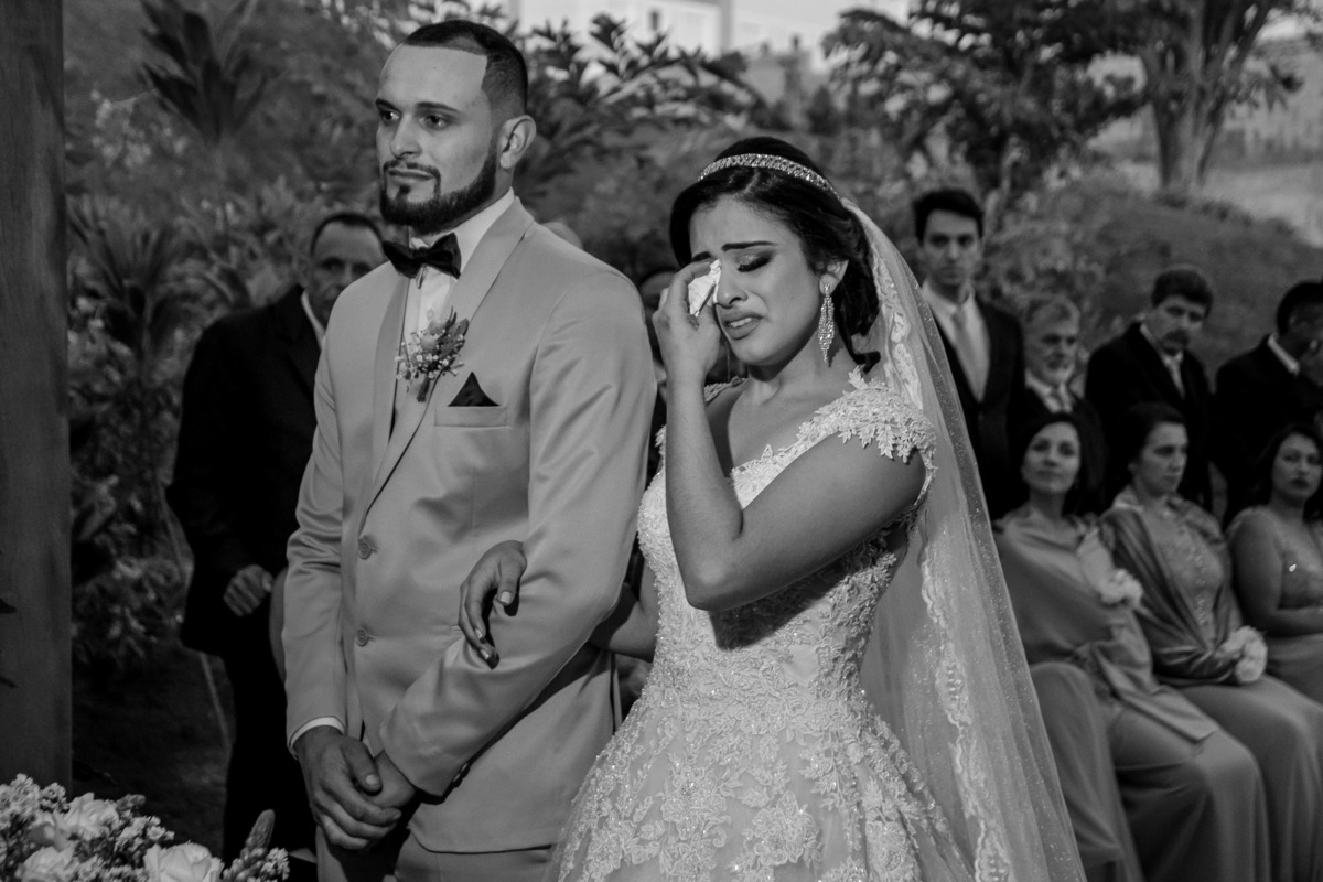 Cerimonia de casamento Malavazzi Festas Buffet. vestido da noiva. terno de noivo.