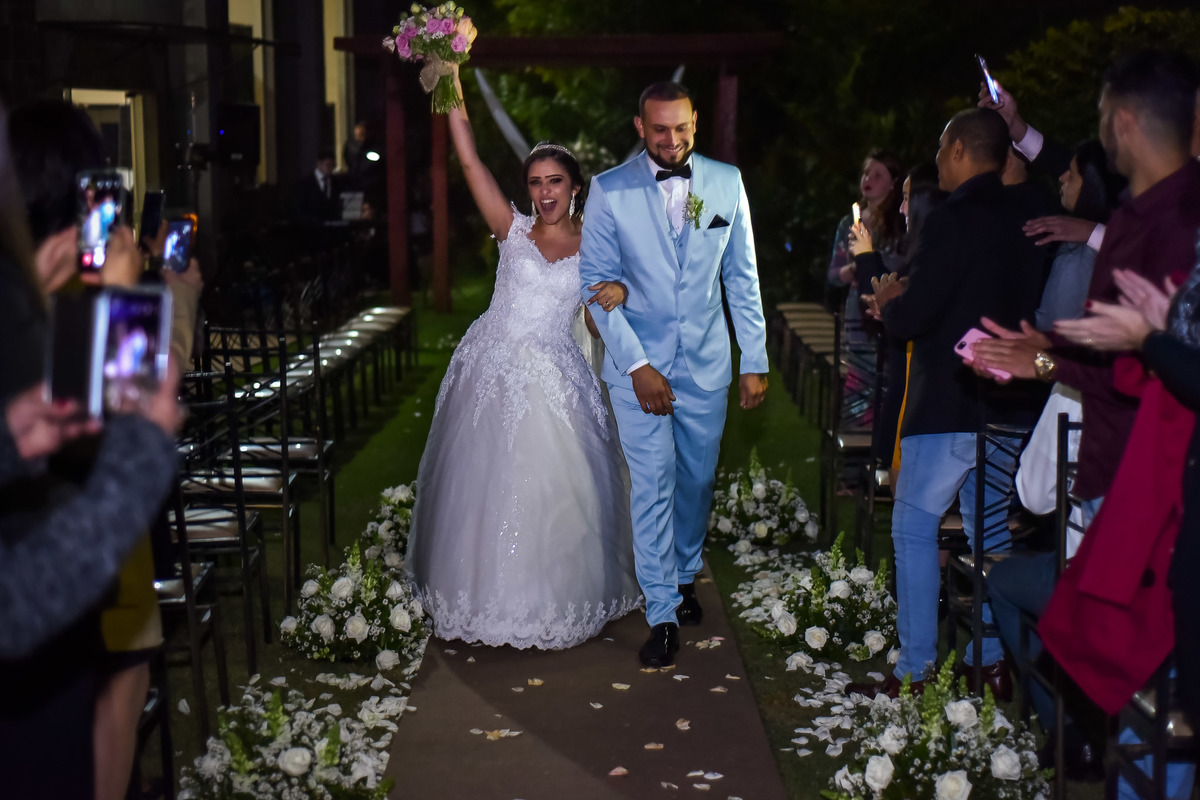 Cerimonia de casamento Malavazzi Festas Buffet. vestido da noiva. terno de noivo. fotos de casamento.