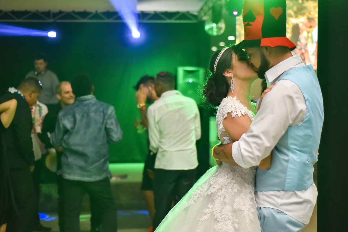 Malavazzi Festas Buffet. vestido da noiva. terno de noivo. fotos de casamento. festa de casamento. recepçaõ do casamento.