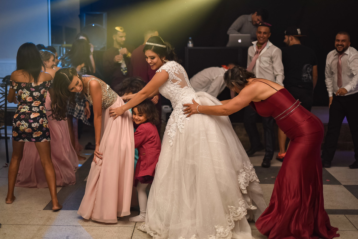 Malavazzi Festas Buffet. vestido da noiva. terno de noivo. fotos de casamento. festa de casamento. recepçaõ do casamento.