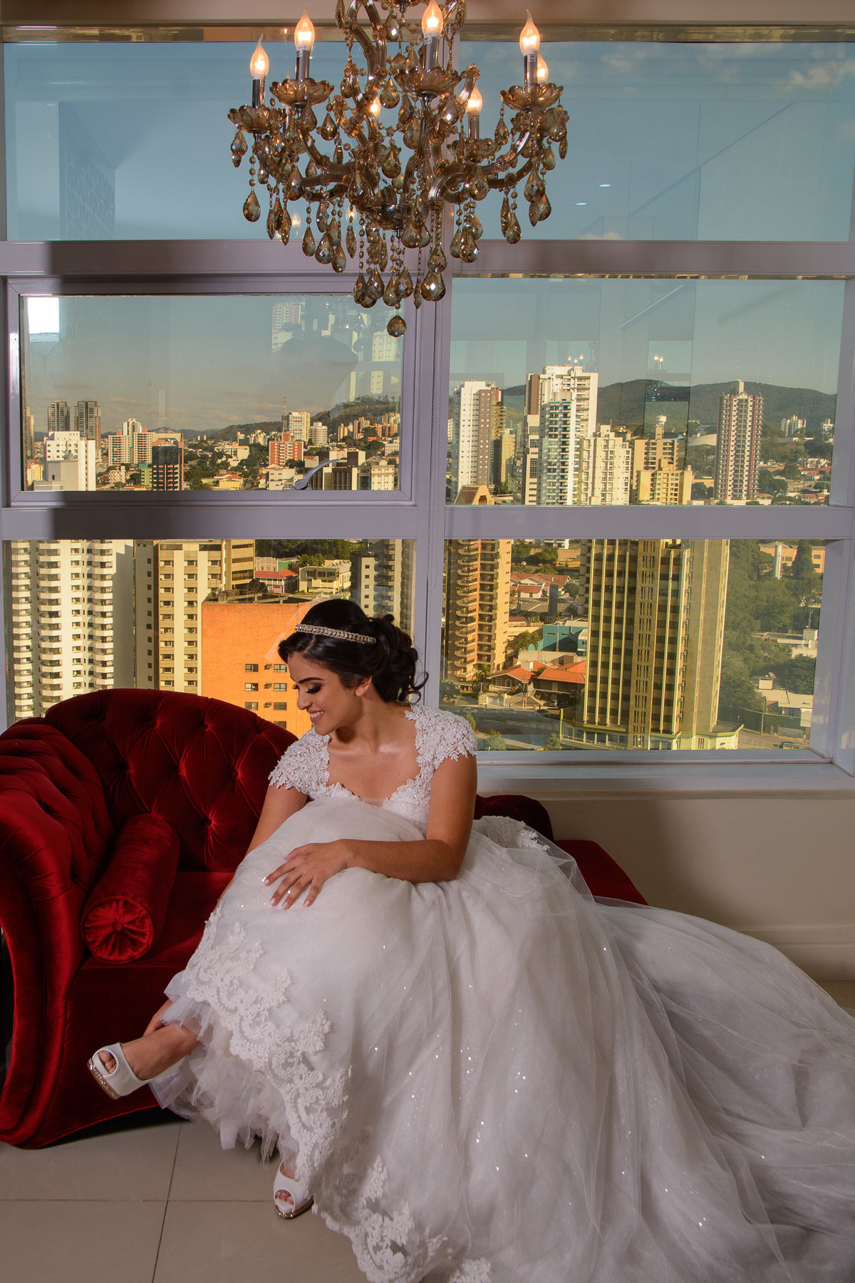 Making of noiva. vestido de noiva. maquiagem noiva. dia da noiva Espaço Bella Vista. veu da noiva.