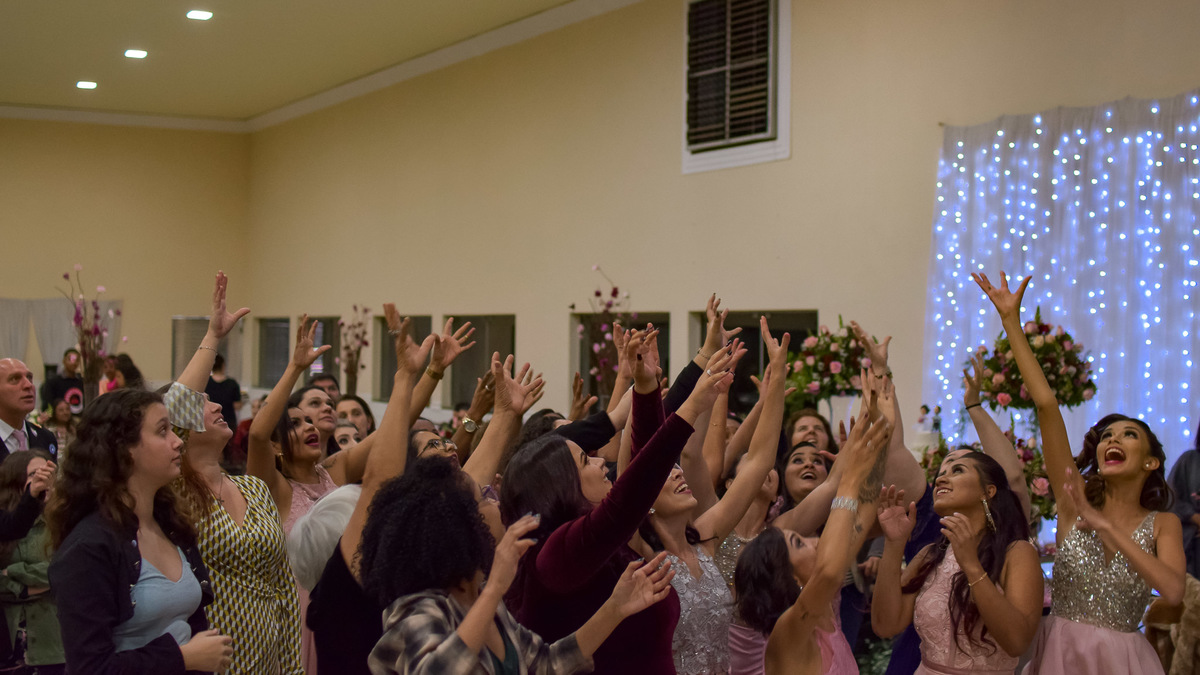 Malavazzi Festas Buffet. vestido da noiva. terno de noivo. fotos de casamento. festa de casamento. recepçaõ do casamento.