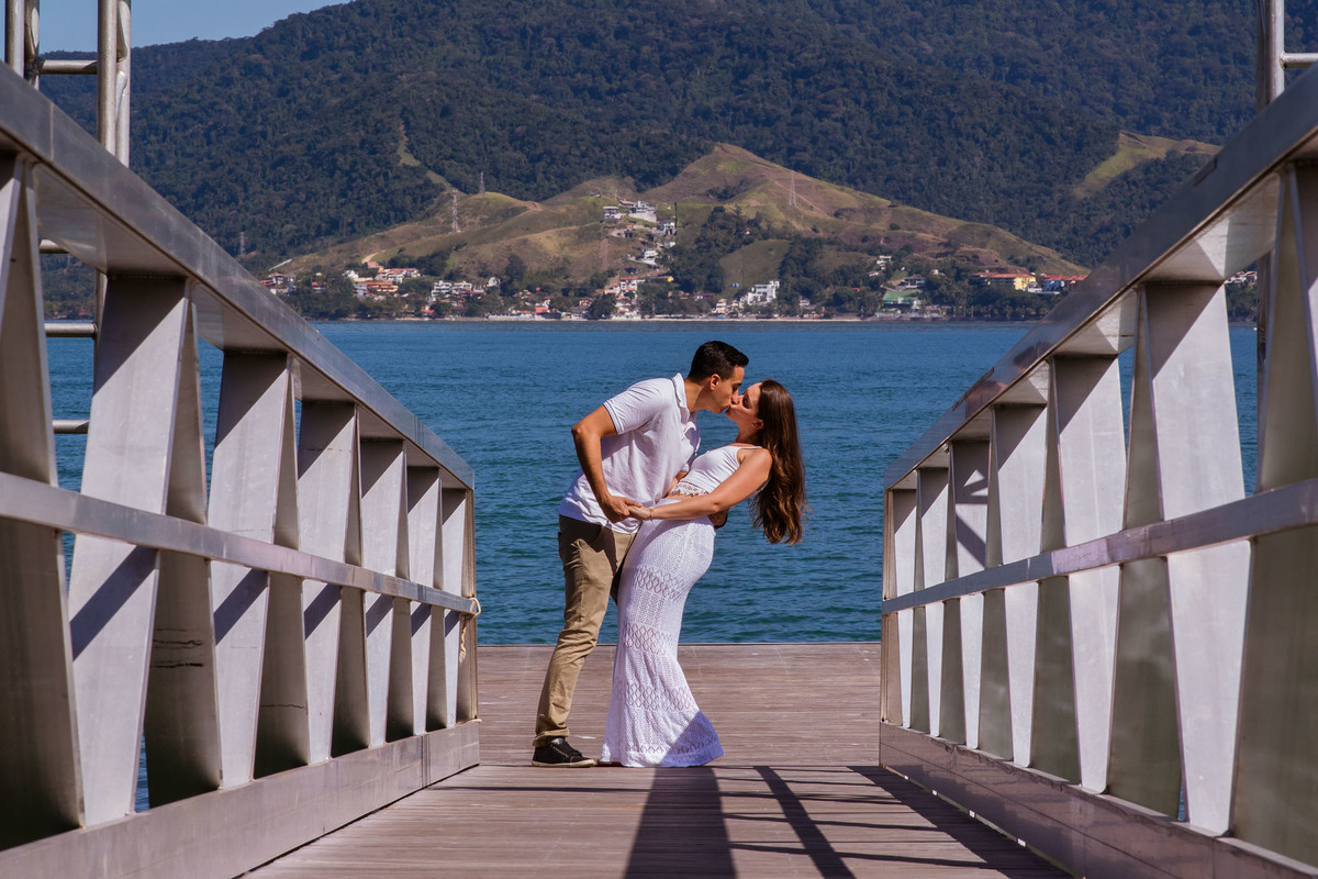 Ensaio pre wedding praia ilha bela. ensaio noivos na praia. ensaio casal. casar na praia. Casamento pe na areia casamento na praia. ilha bela sp. praias ilha bela.