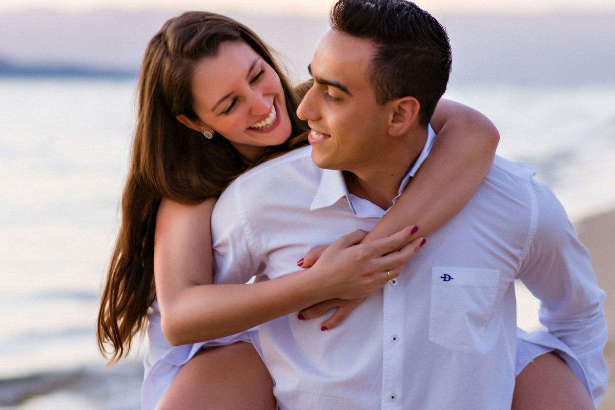 Ensaio pre wedding praia ilha bela. ensaio noivos na praia. ensaio casal. casar na praia. Casamento pe na areia casamento na praia. ilha bela sp. praias ilha bela.